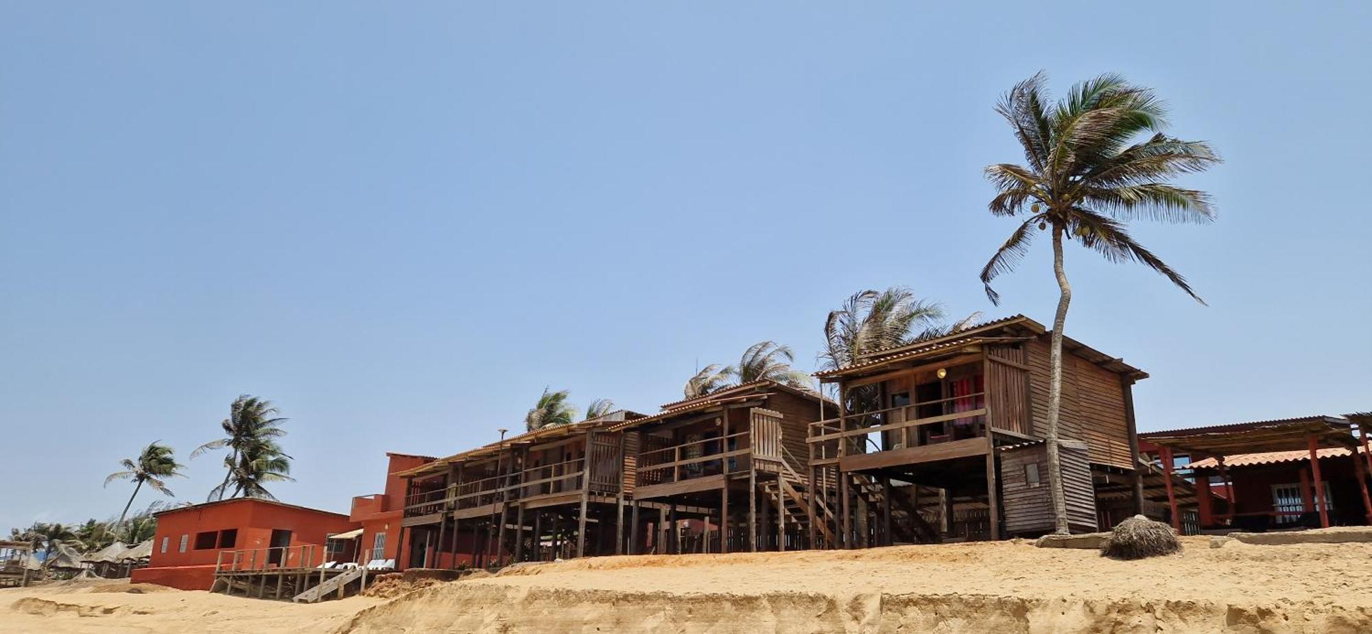 Case De Robinson Lome Exterior photo